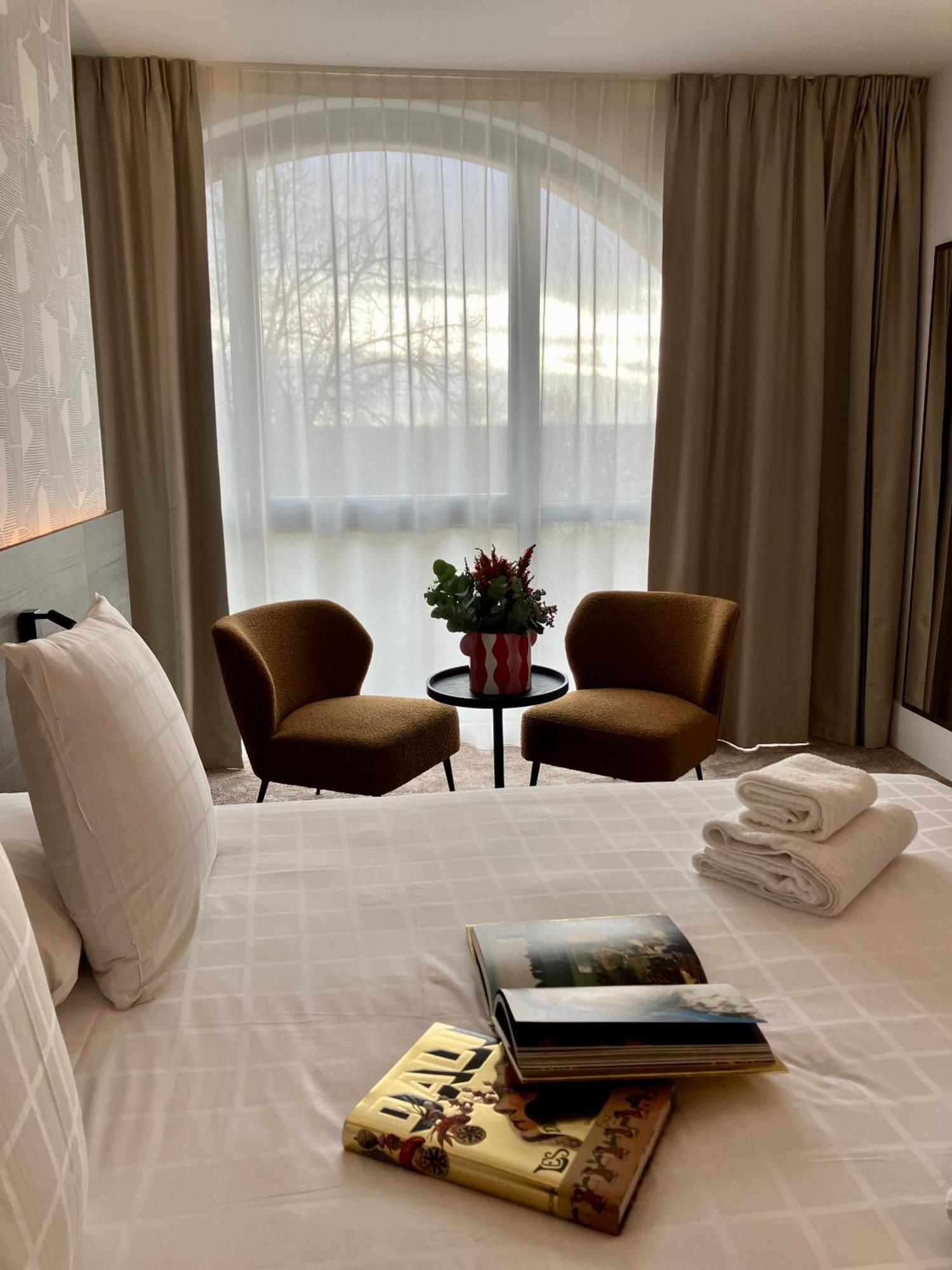 Dali Hotel Μοντωμπάν Εξωτερικό φωτογραφία